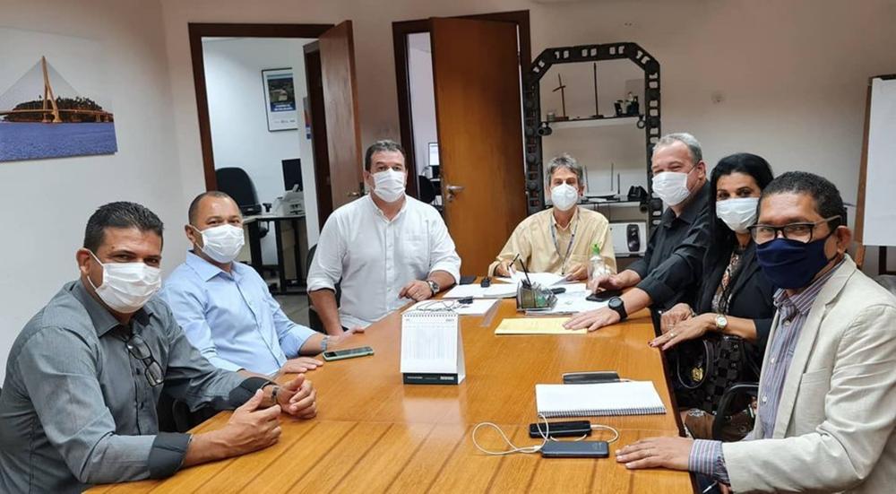 Deputado Marquinho Viana na SIT solicita a recuperação de estradas em Caculé