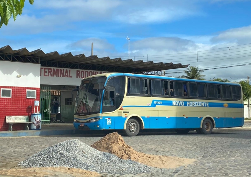 Transporte intermunicipal volta a funcionar com 70% da capacidade neste sábado