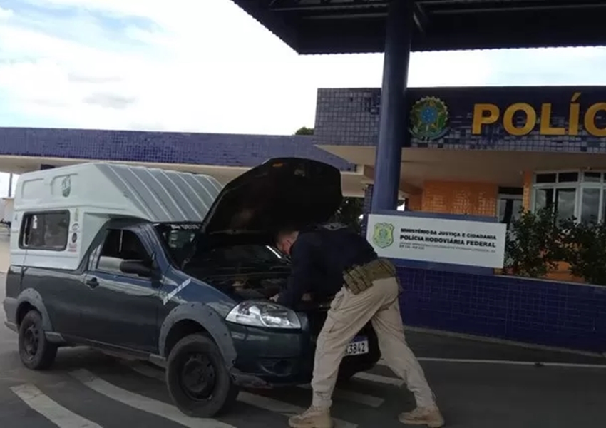 Flagrante BR 116: Motorista é preso pela PRF trafegando com Strada roubada