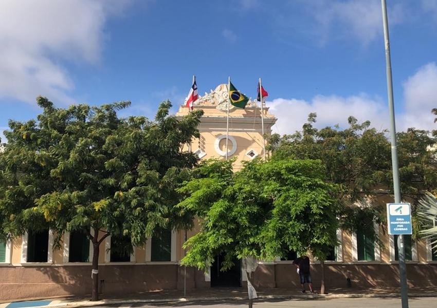 Aumento de casos de Covid-19 faz Prefeitura de Conquista prorrogar início das aulas nas redes municipal e particular