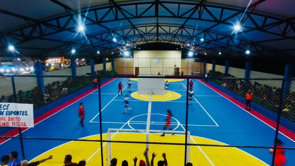Prefeito Phellipe Brito entrega mais uma obra para a população de Ituaçu