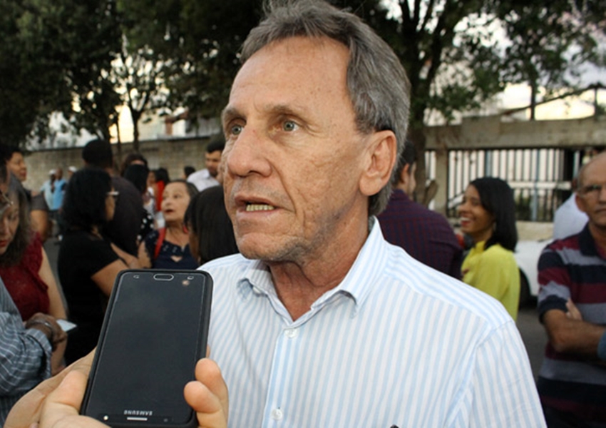 TCM aprova contas de Dom Basílio; prefeito é multado em R$ 1.500,00