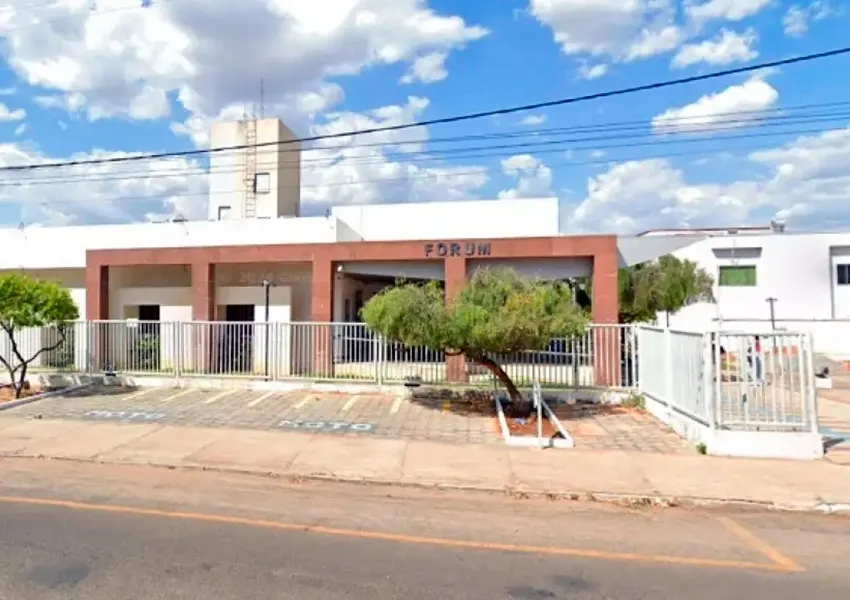 Fugitivo escapa de audiência e mobiliza polícia em Guanambi