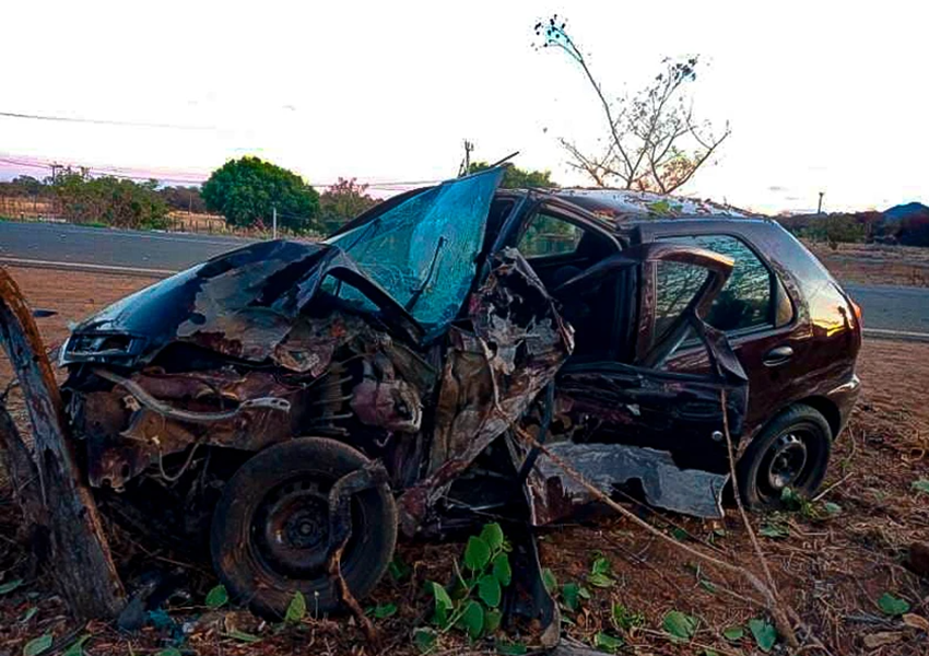 Jovem de 23 anos fica ferido em acidente de trânsito em Guanambi
