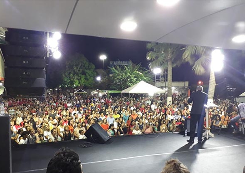 Primeira noite da Cruzada Fé e Milagres teve curas, libertação e salvação em Livramento