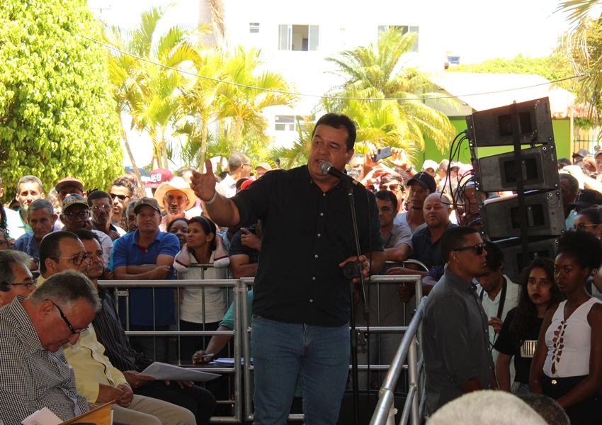 Deputado Marquinho Viana acompanha Governador Rui Costa em entrega de obras em Paramirim