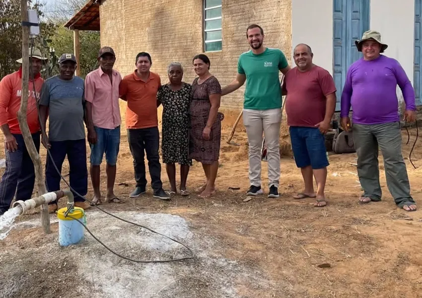 Comunidade do Pajeú celebra instalação de poço artesiano após indicação do vereador Raelson de Itanagé