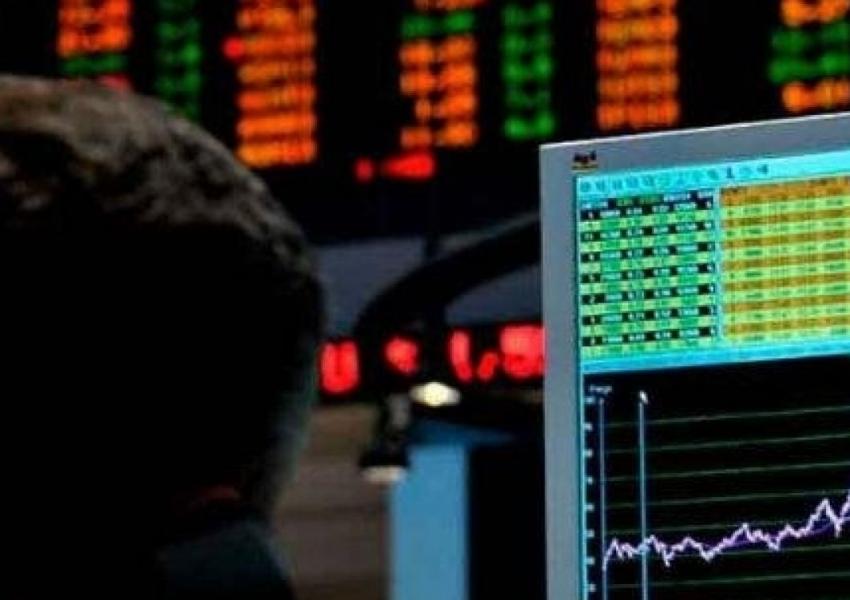 Com novo governo, Bovespa fecha em alta no primeiro pregão do ano
