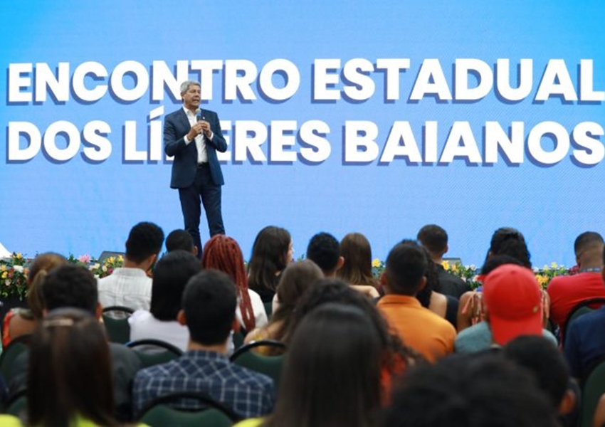 Lideranças estudantis da rede estadual apresentam propostas para a educação ao governador