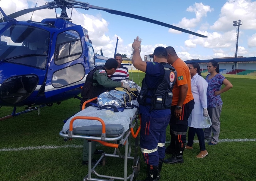 Menina de 2 anos tem 80% do corpo queimado após panela de pressão cair em cima dela