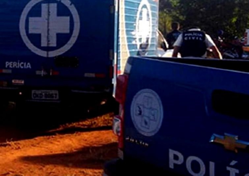 Três pessoas são mantidas reféns e torturadas e uma delas morta  na zona rural de Brumado