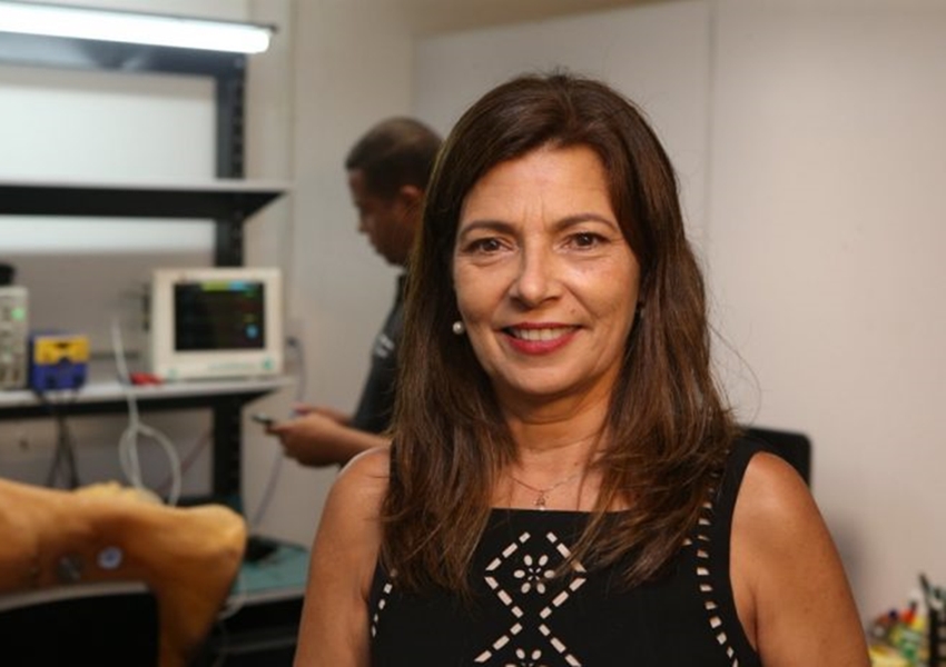 Médica Adélia Pinheiro assume Secretaria da Saúde do Estado