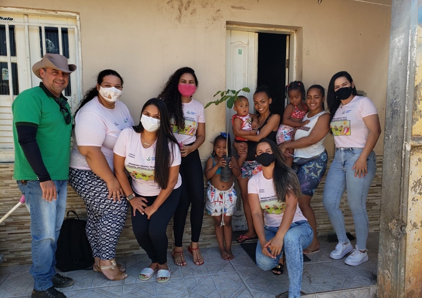 Dia da Árvore foi comemorado com distribuição de mudas de plantas diversas em Livramento