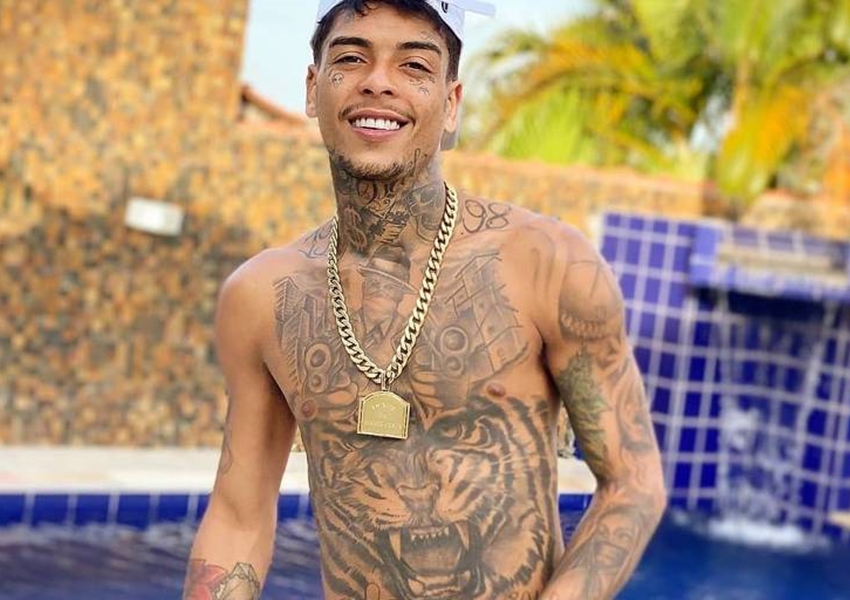 Polícia investiga possível tentativa de MC Kevin pular de sacada para piscina de hotel