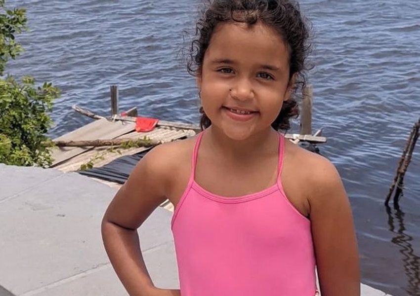 Adolescente confessa ter matado menina de 6 anos por se irritar com sua presença constante