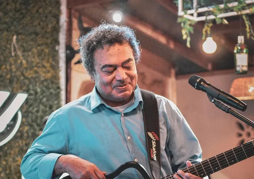 Morre Evandro Correia, ícone da música conquistense, aos 66 anos
