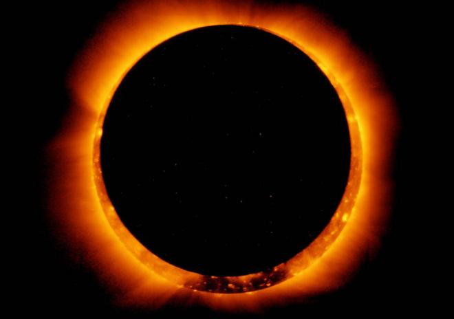 Eclipse solar de hoje, conhecido como Anel de Fogo, será visível no Brasil