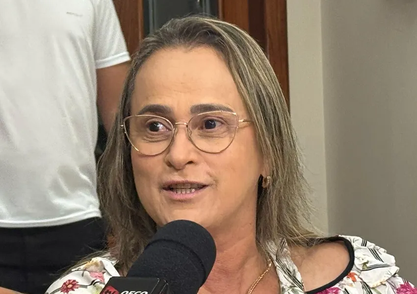 Joanina Sampaio destaca avanços e desafios em coletiva de imprensa