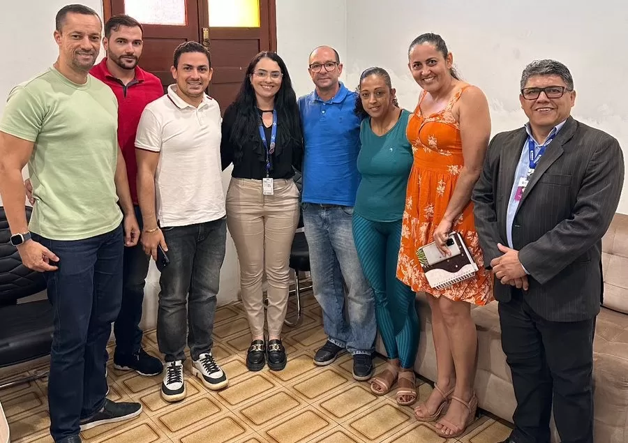 Prefeito de Ituaçu busca SEBRAE para fortalecer ambiente de negócios para o município