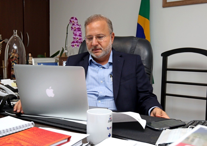 Secretário da Saúde da Bahia é empossado como representante do Conass na Anvisa
