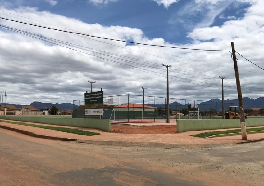 Livramento: Construção do Centro Esportivo do Bairro Taquari entra em fase de acabamento