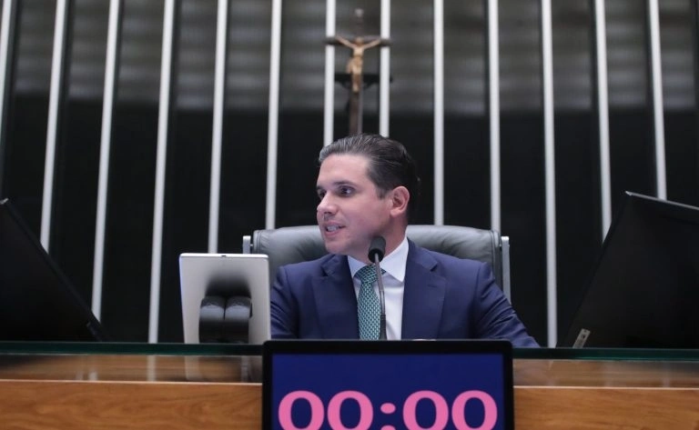 Presidente da Câmara critica ocupação da Mesa por Glauber Braga