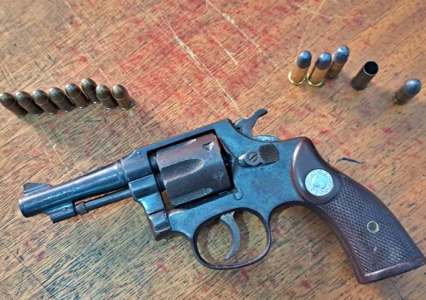 Homem é preso por ameaça e posse ilegal de arma em Rio de Contas