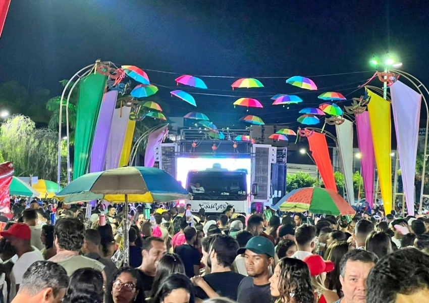 Caetité proíbe garrafas de vidro durante o Carnaval da Diversidade