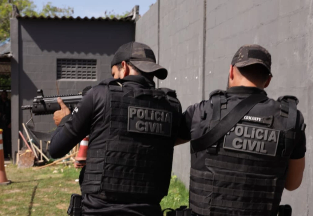 Polícia Civil cumpre mandados contra investigado por homicídio