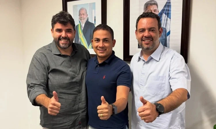 Prefeito de Ituaçu participa de audiência na Governadoria para apresentar demandas do município
