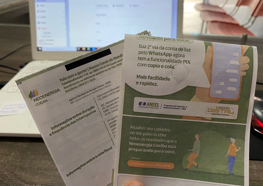 Aneel reduz cobrança extra na conta de luz com retorno da bandeira amarela