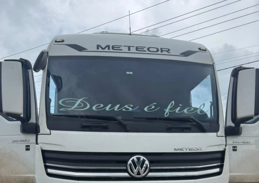 Mandado da Comarca de Livramento leva à apreensão de caminhão