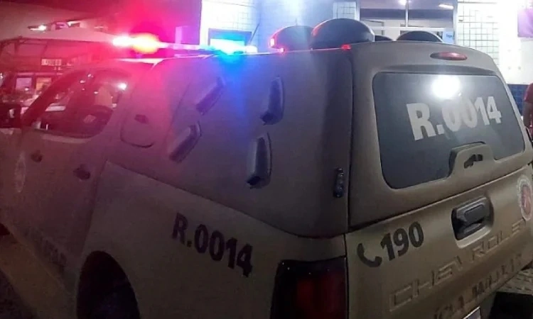 Adolescente suspeito de homicídio é apreendido pela PM na zona rural de Ituaçu