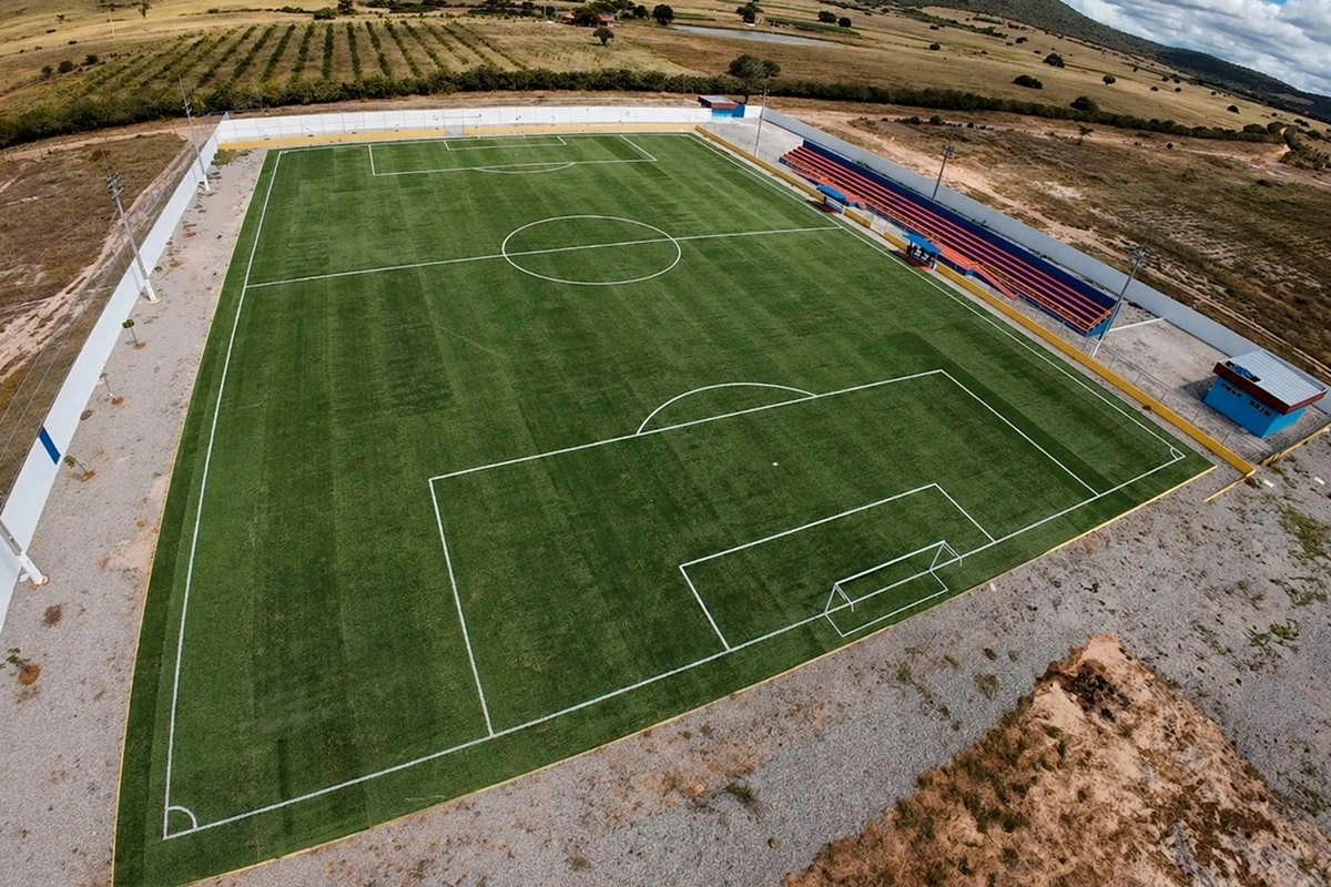 Prefeitura de Livramento inaugura estádio no distrito de Iguatemi