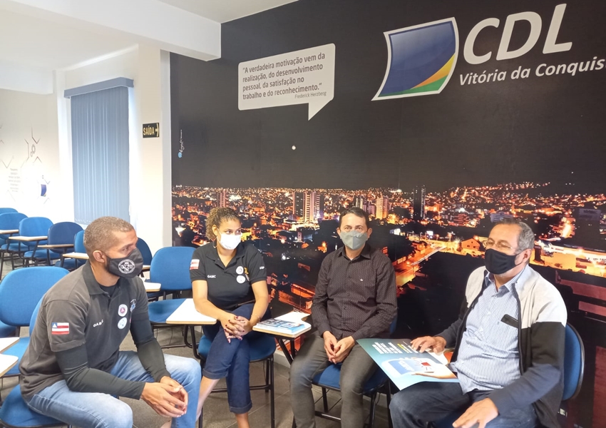 CDL de Vitória da Conquista inicia divulgação do Alerta Celular