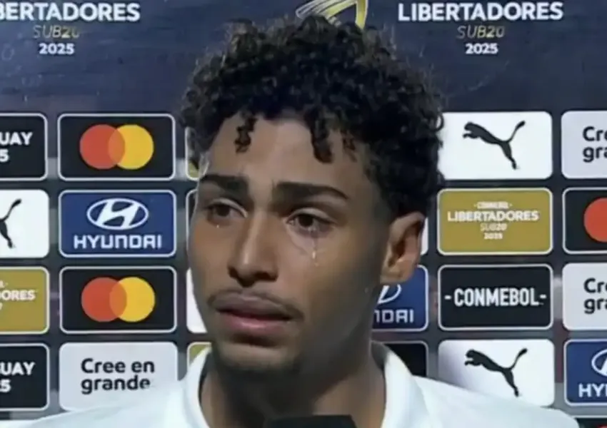 Jogador do Palmeiras é vítima de racismo em competição da Conmebol