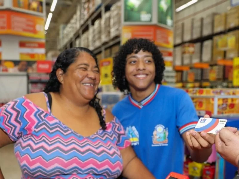 Programa Bolsa Presença movimenta economia e fortalece segurança alimentar na Bahia