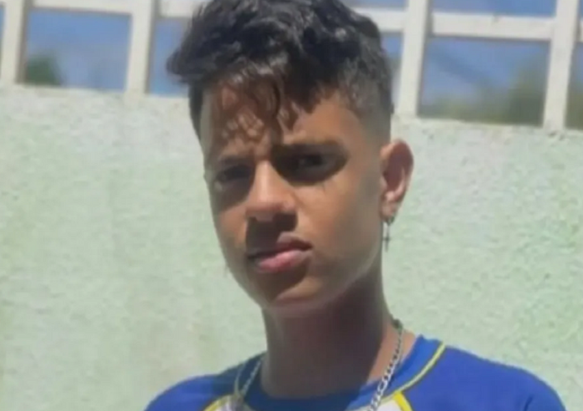 Juazeiro: Adolescente morre após cair durante partida de futebol em escola