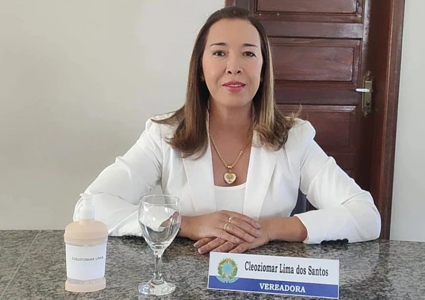 Vereadora cobra realização de Concurso Público em Paramirim