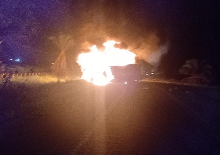 Porto Seguro: Acidente entre caminhões deixa cinco mortos; vítimas ficaram carbonizadas