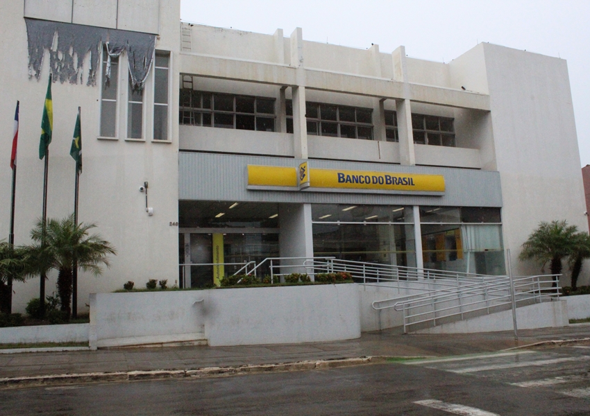 Equipe de Paulo Guedes avalia privatização do Banco do Brasil, diz jornal
