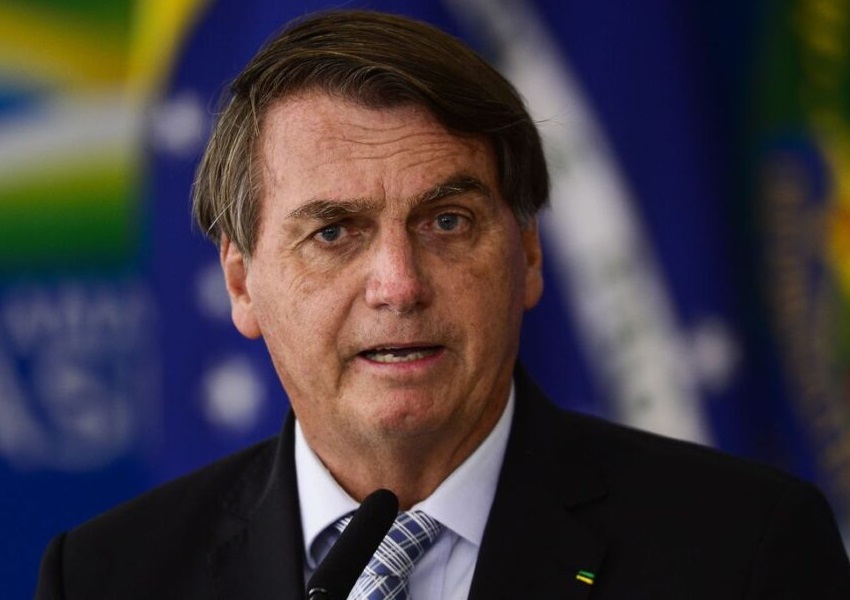 Bolsonaro sanciona projeto sobre compra de vacinas por estados