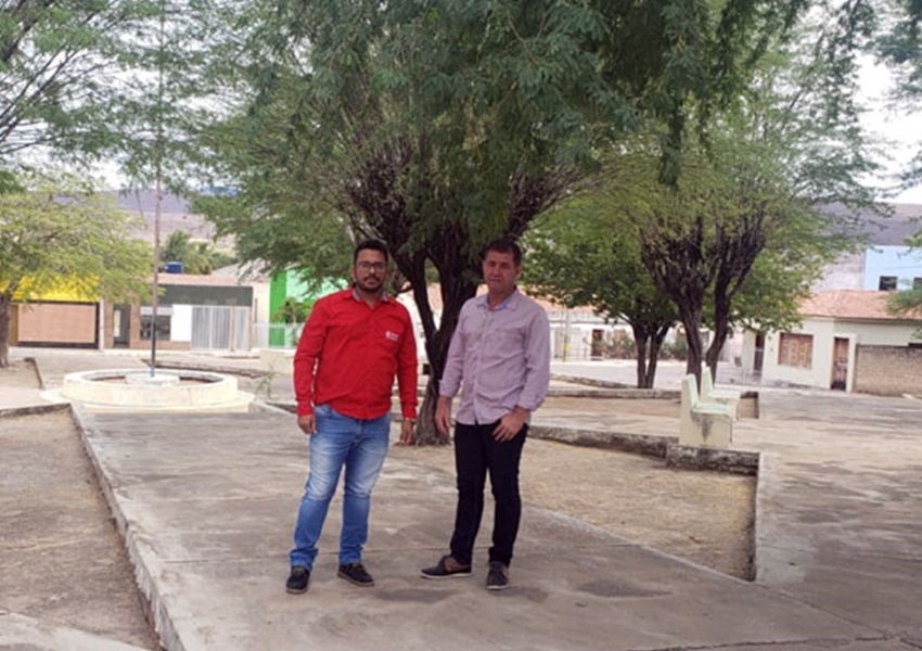 Prefeitura de Jussiape entrega ordem de serviços para Construção da Praça Dr. Procópio Pereira Alencar