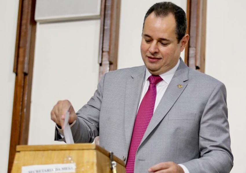 Nelson Leal é eleito presidente da Assembleia Legislativa da Bahia