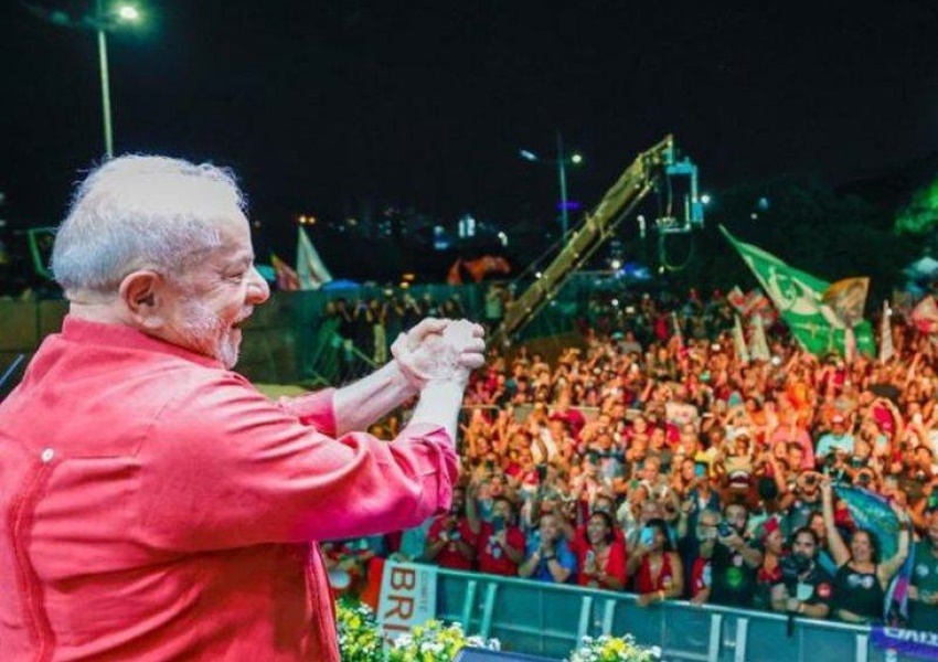 Lula diz que vai cobrar apoio de evangélicos a vacinas ou responsabilizar igrejas por mortes
