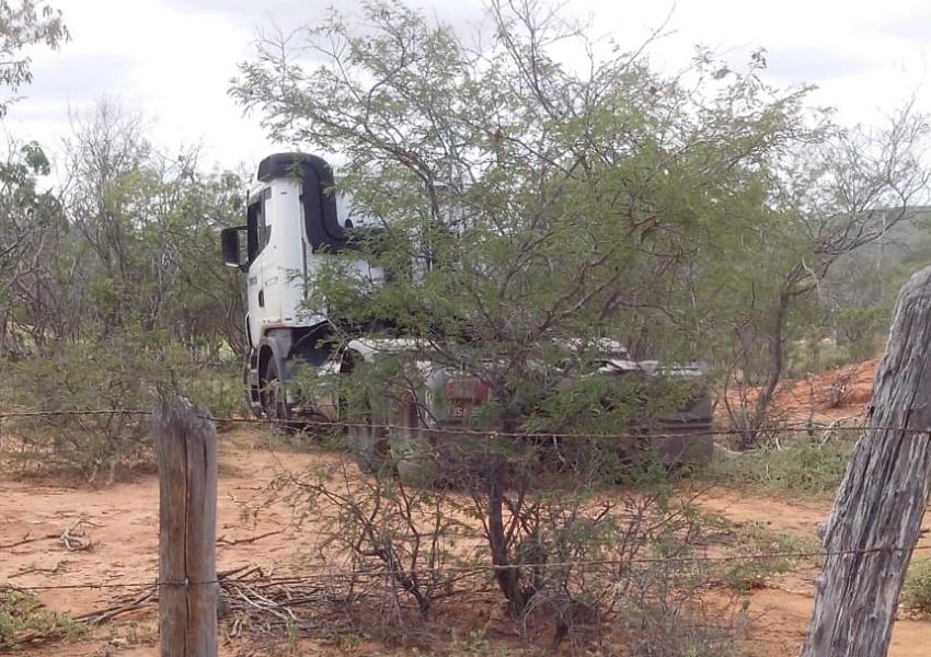 Carreta com placa de Brumado é roubada em Milagres e cavalinho abandonado em Anagé