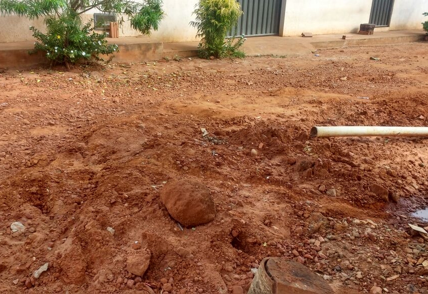 Livramento: Moradores cobram melhorias na Rua Durval Mandú no Bairro Taquari