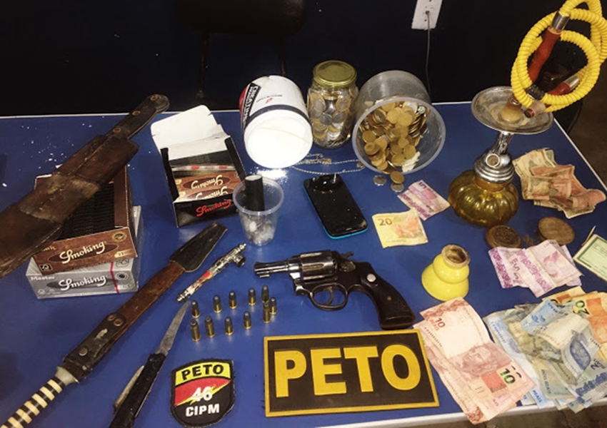 Livramento: Policia Militar apreende drogas e arma na comunidade da Barrinha