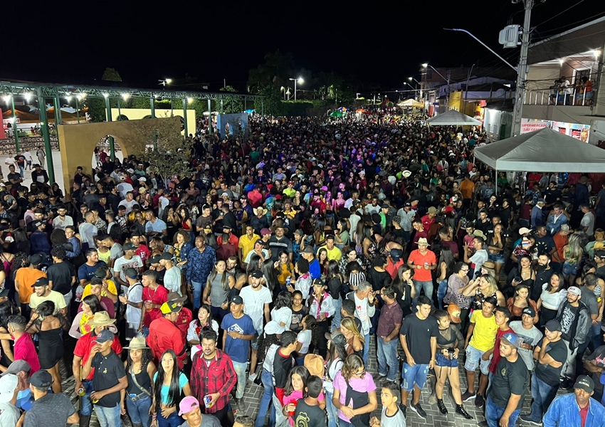 13ª Cavalgada do Brejo Grande em Ituaçu reuniu atrações musicais e cavaleiros de toda região