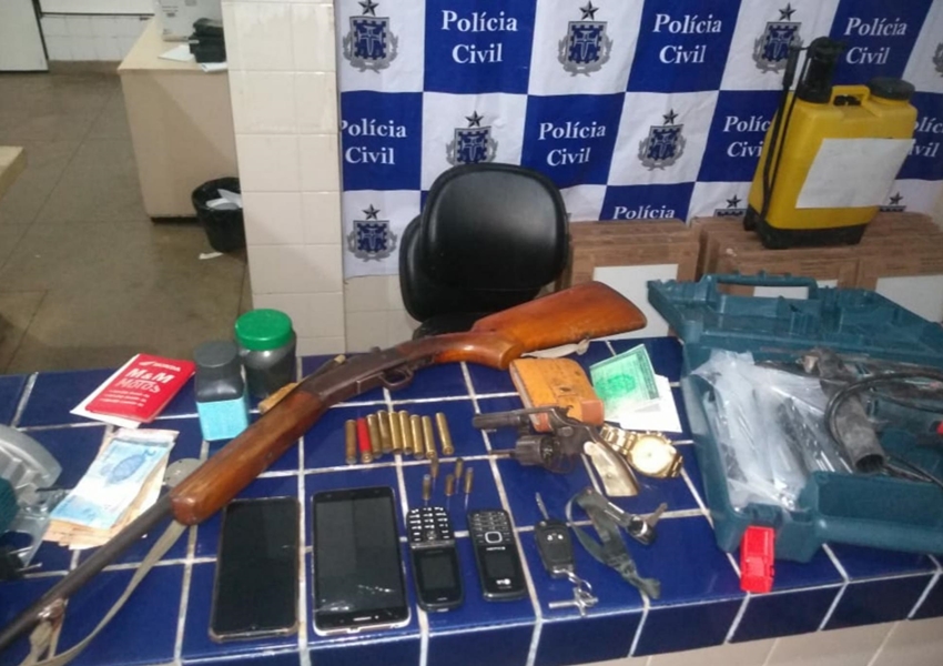 Polícia recupera veículos roubados durante operação em Aracatu